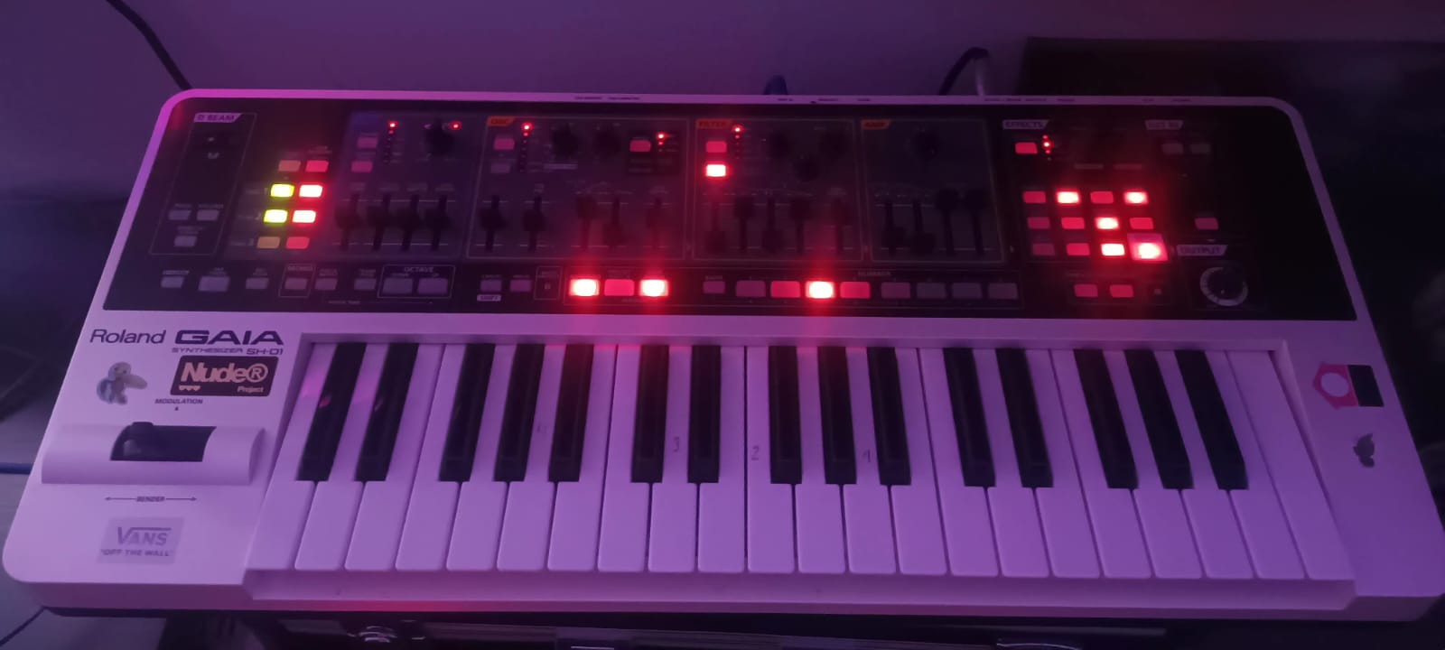 Sintetizador Roland Gaia